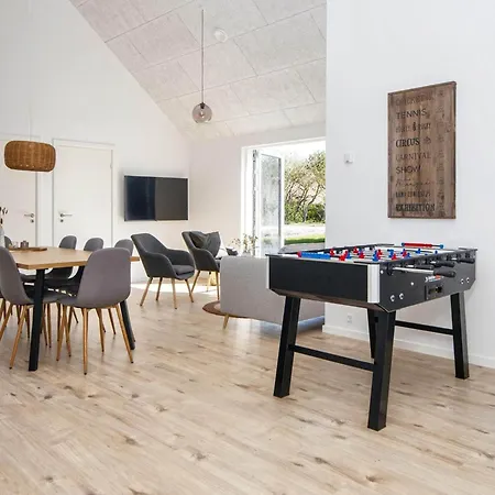 Holiday home 8 Person In Romo *